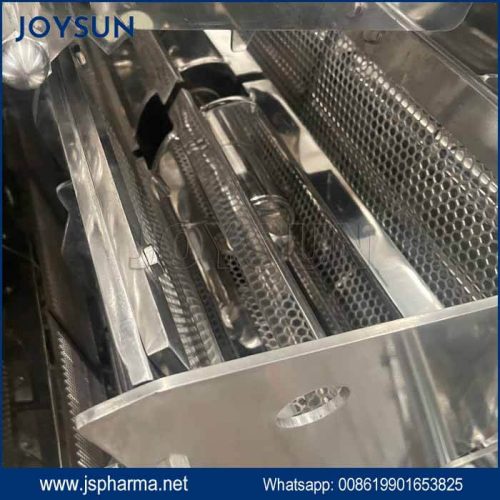 Dry-Granulation-Roller-Compacting-Milling-Structure